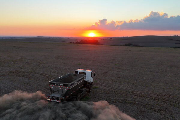 What Tech Companies Spent Millions On to Fix Climate Change: A Surprising Answer – Rocks Spreading The Pilot Terradot 1